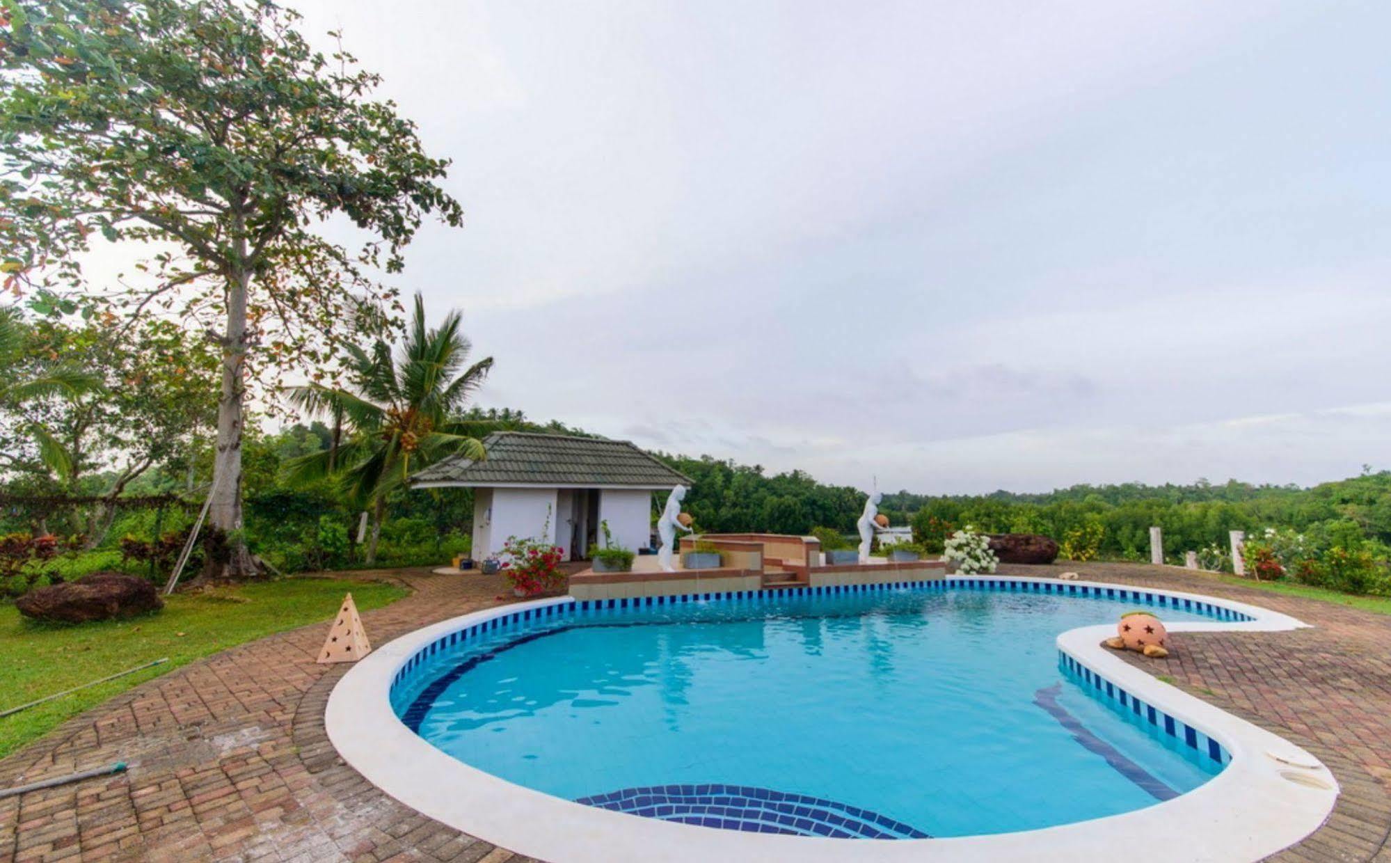 Hikka Hide Villa Hikkaduwa Buitenkant foto